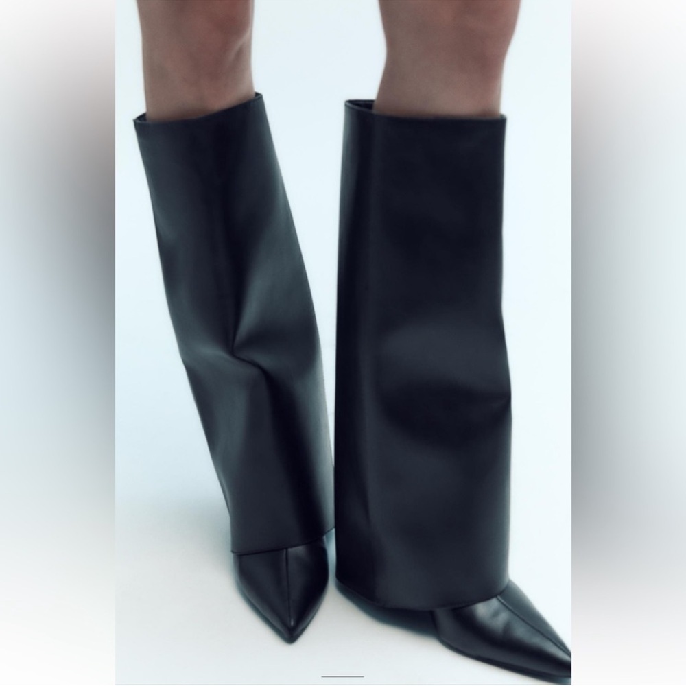 NWT! Zara SZ 10 black heeled gaiter boots